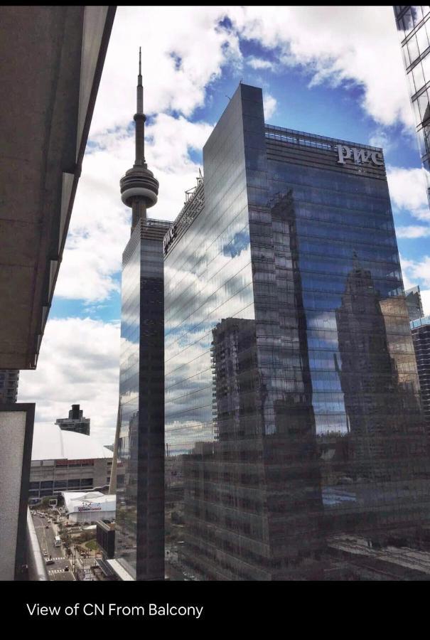 Beautiful Unit In Heart Of Downtown Torontoアパートメント エクステリア 写真